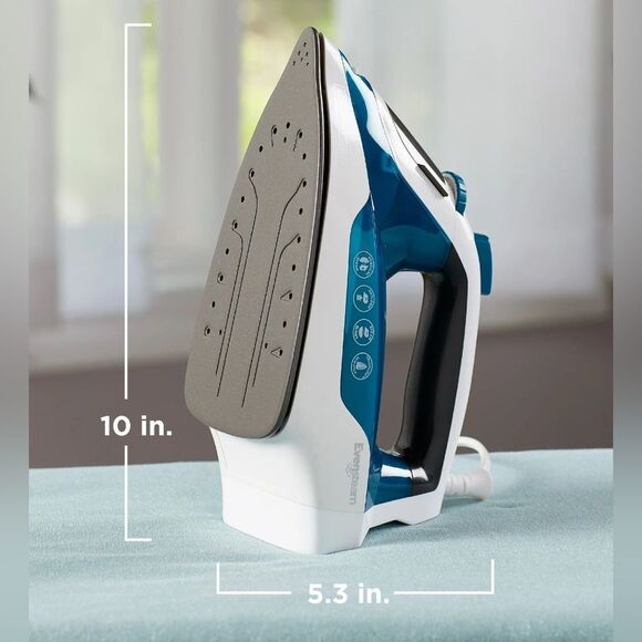 BLACK+DECKER Easy Steam Compact Iron, True-Glide Non-Stick Soleplate, Steam - Picture 5 of 9